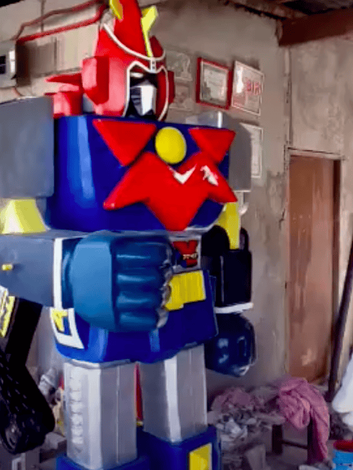 7 FEET VOLTES V CEMENT AND STEEL.    7 フィート ボルト V セメントとスチール。