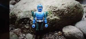 SIR JOGO KATIBAWASAN FALLS CAMIGUIN ISLAND PHILIPPINES – JAPANESE ROBOT TOY COLLECTIONS.     サー・ジョゴ・カティバワサン滝 カミギン島 フィリピン – 日本のロボット玩具コレクション。