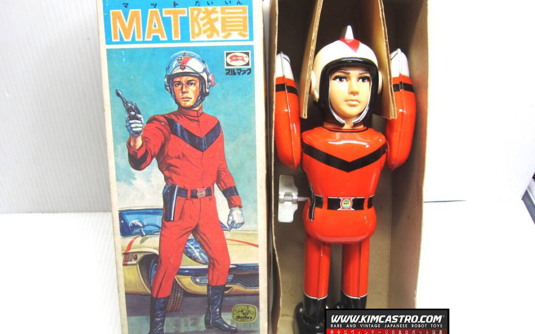 MATT MONSTER ATTACK TEAM MATTE CORPS RETURN OF ULTRAMAN TIN TOY WIND UP WALKING ROBOT WIND-UP BULLMARK. マット怪獣襲来隊マット軍団帰ってきたウルトラマンブリキのおもちゃゼンマイ歩行ロボットゼンマイ仕掛けのブルマァク。