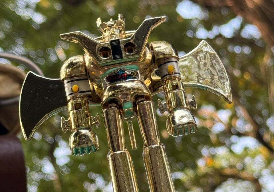 CLARK, ANGELES CITY, PAMPANGA, PHILIPPINES. APRIL 15, 2025.  GOLD MAZINGER Z. フィリピン、パンパンガ州、アンヘレス市クラーク。2025年4月15日。 ゴールドマジンガーZ