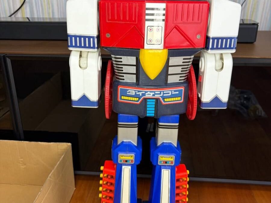 SPACE GENIE DAIKENGO DEKAROBO MACHINE JUMBO MACHINDER MACHINEDER TAKATOKU. 宇宙魔人ダイケンゴ デカロボマシン ジャンボマシンダー マシンダータカトク。