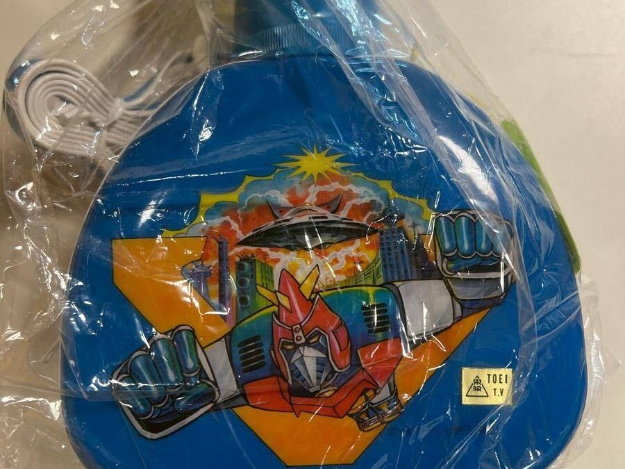VOLTES V NIPPON PLASTIC WATER JAR TOEI TV. ボルテスV 日本製プラスチックウォータージャー 東映テレビ