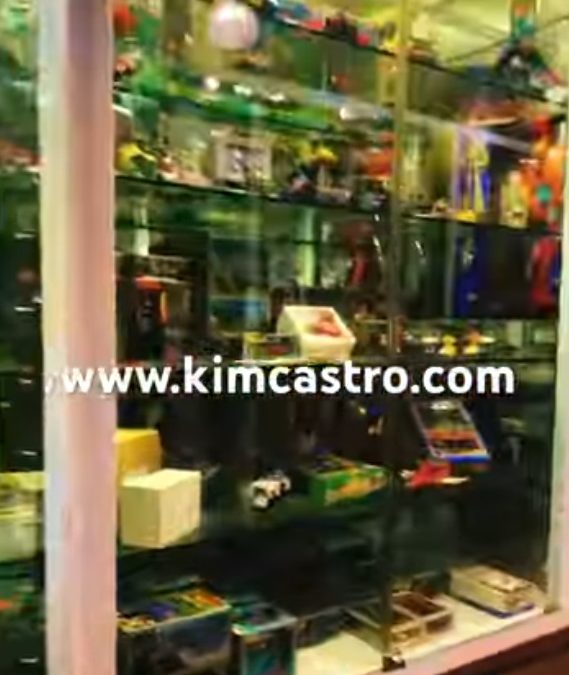 Vintage Japanese Super Robots Collection of Kim Castro.キム・カストロ氏によるヴィンテージ日本製スーパーロボットコレクション。